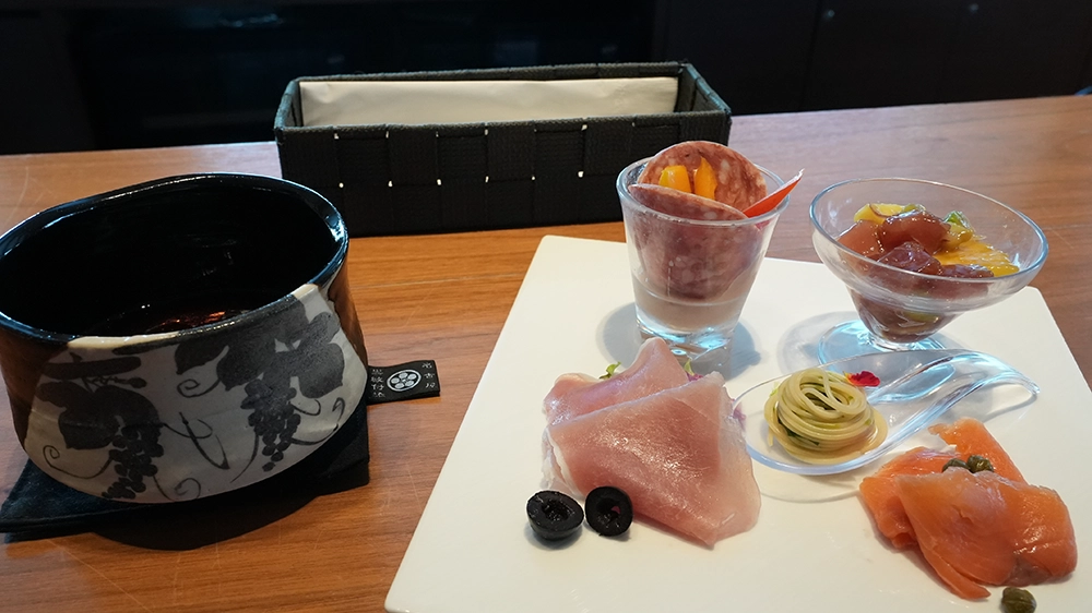 ラウンジアワーの一例写真